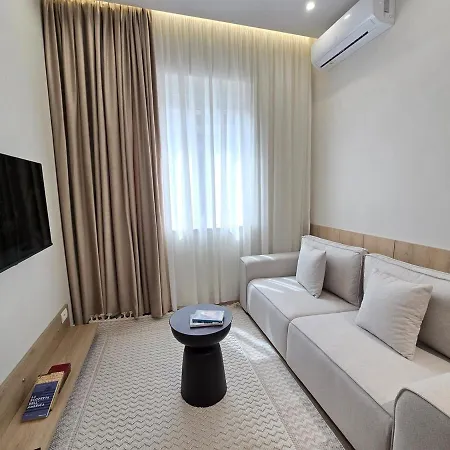 Stylish Base - Center Apartamento *