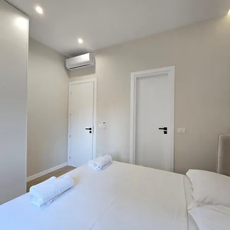公寓 Stylish Base - Center 地拉那